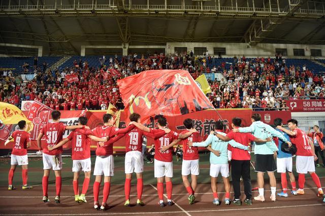 埃里克·加西亚打破的5个足球陈词滥调（埃里克·加西亚颠覆的五个足坛刻板印象）