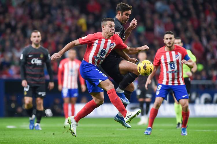 亚精英赛战报：穆希卡戴帽+补时2球，萨德4-2迪拜国民（亚精英赛：穆希卡帽子戏法补时双响，萨德4-2击退迪拜国民）