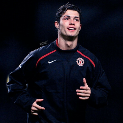 西甲半场：科斯塔扫射破门，皇家马略卡1-0瓦伦西亚（西甲半场战报：科斯塔推射得分，皇家马略卡暂1-0领先瓦伦西亚）