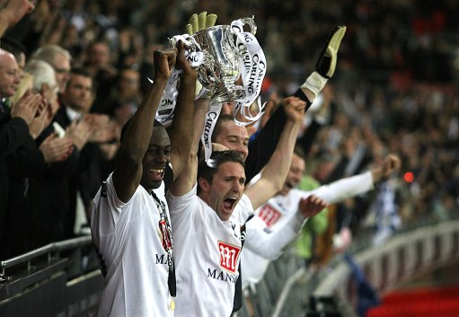 Stake.com2025年成为F1车队官方博彩伙伴