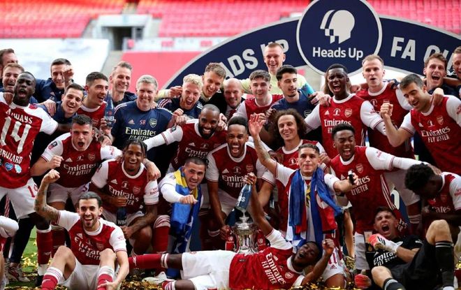 麦肯尼：没能拿下3分很遗憾；新教练带来了新的理念和活力