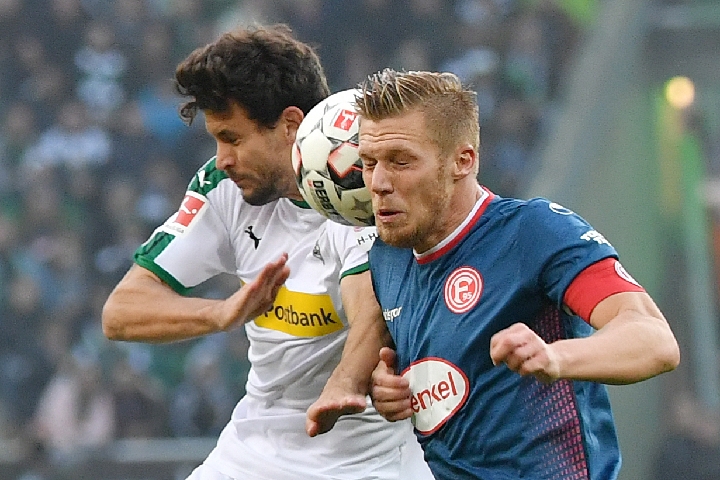 意超杯前瞻：博洛尼亚防线现裂痕，国际米兰火力冠绝意甲（意超杯前瞻：博洛尼亚后防隐患凸显，国米进攻火力领跑意甲）