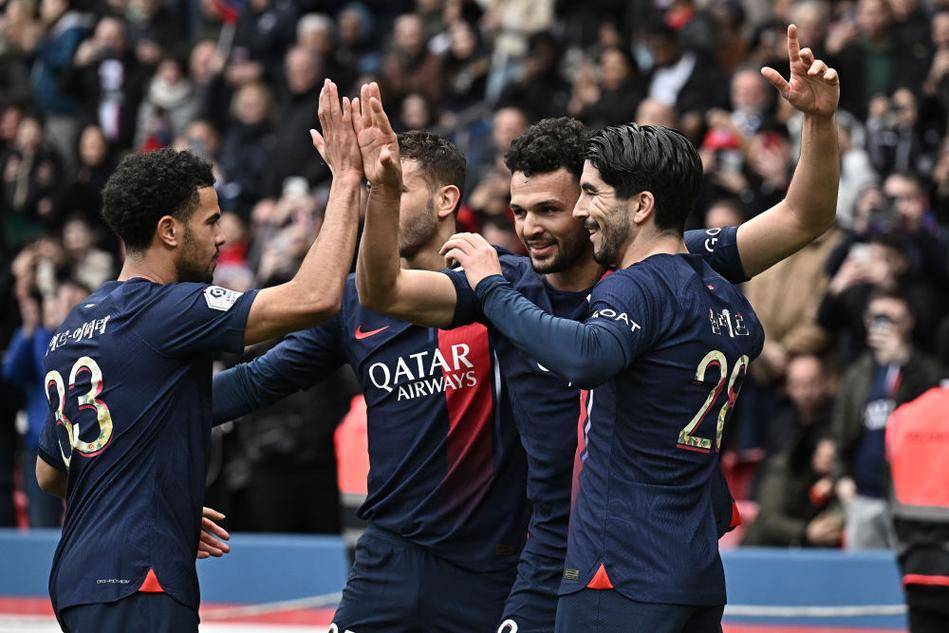 意甲第13轮裁判：科卢吹米兰vs拉齐奥，马萨吹罗马vs那不勒斯