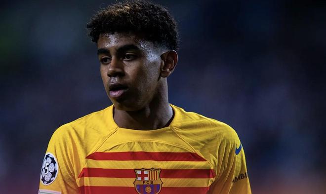 卡马文加：非洲杯我支持安哥拉队，虽然输了第一场但仍有机会（卡马文加力挺安哥拉征战非洲杯：首战失利仍有机会）