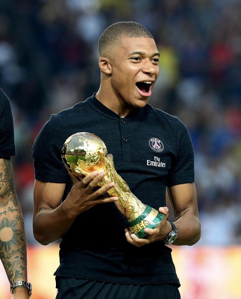 世欧预前瞻：意大利可能再度变阵，挪威不输9球可保头名（世欧预赛前瞻：意大利或再调整阵容，挪威避免9球惨败即可稳居头名）