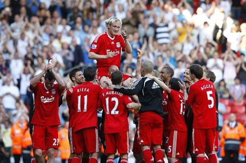 凯恩专访：很开心遇见卡尔 英格兰队长是最大责任（专访凯恩：遇见卡尔让我很开心，英格兰队长一职责任最重）