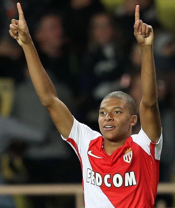 埃贝尔：诺伊尔仍是世界最佳门将之一；续约问题我们会联系他