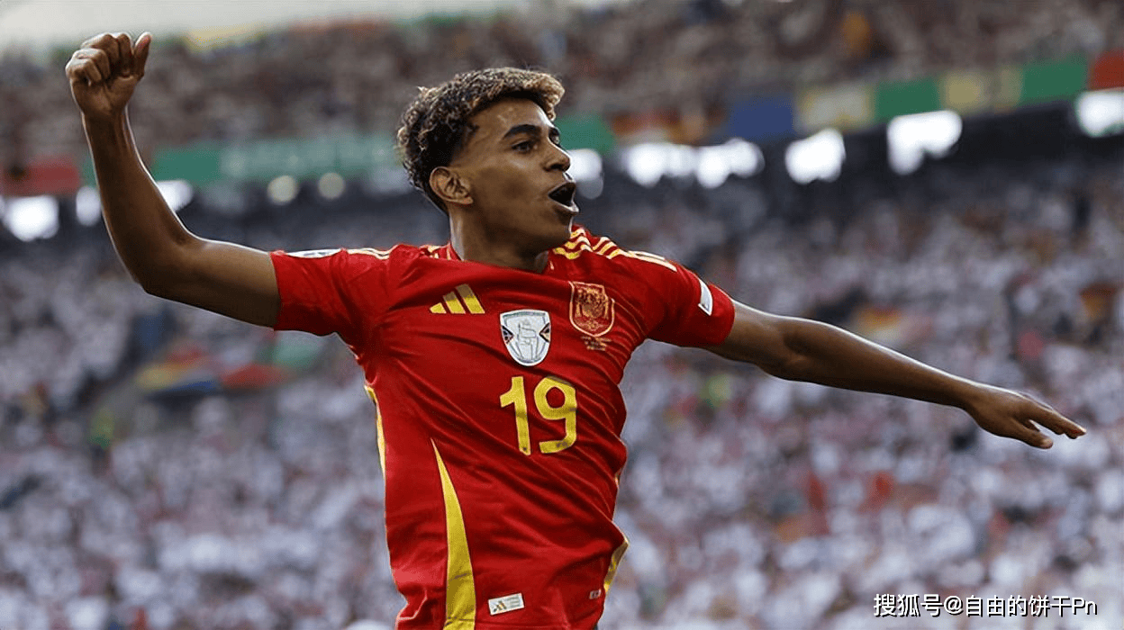 斯洛特：欧冠排除萨拉赫是俱乐部决定，没有理由不希望他留下（斯洛特：萨拉赫无缘欧冠由俱乐部拍板，我当然希望他留队）